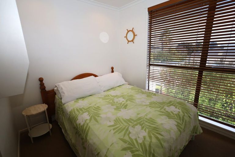 Photo of property in 988 Papamoa Beach Road, Papamoa Beach, Papamoa, 3118