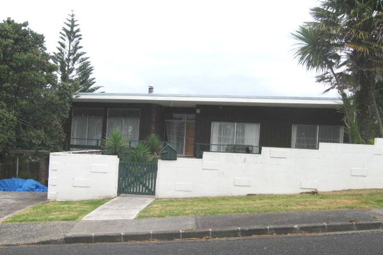Photo of property in 40 Chequers Avenue, Glenfield, Auckland, 0629