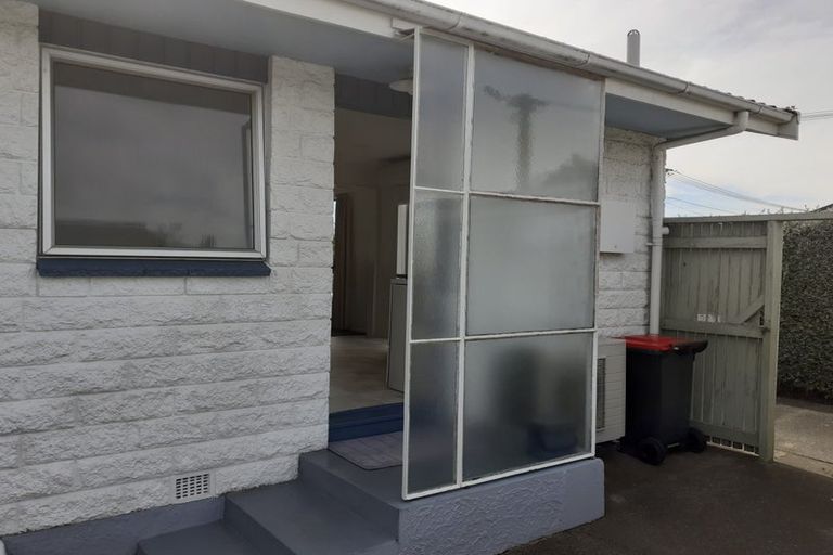 Photo of property in 2/20 Prossers Road, Saint Martins, Christchurch, 8022