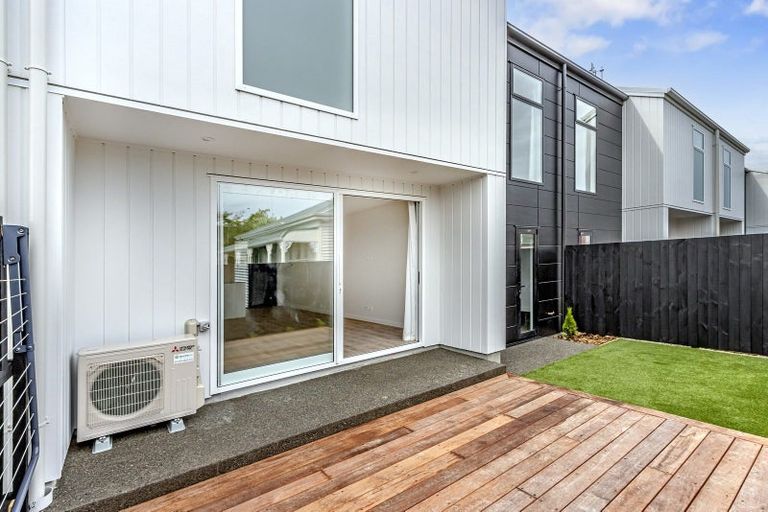 Photo of property in 2/16 Baretta Street, Somerfield, Christchurch, 8024
