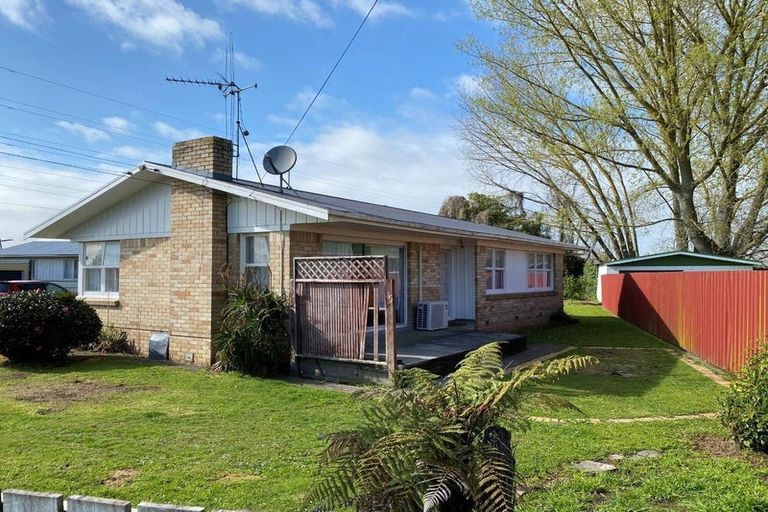 Photo of property in 21 Northolt Road, Fairview Downs, Hamilton, 3214