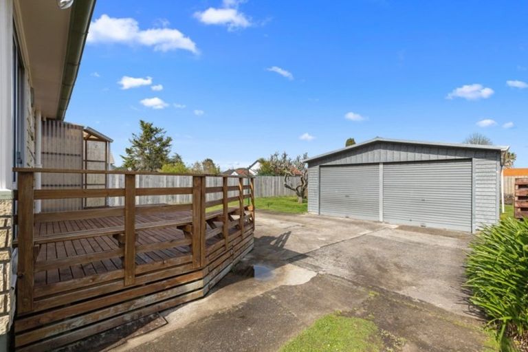 Photo of property in 44 Ross Crescent, Fairfield, Hamilton, 3214
