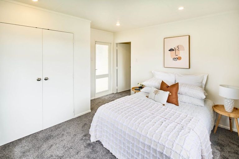 Photo of property in 7 Edelweiss Grove, Timberlea, Upper Hutt, 5018