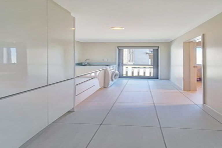 Photo of property in 77 Totara Views Drive, Silverdale, 0932