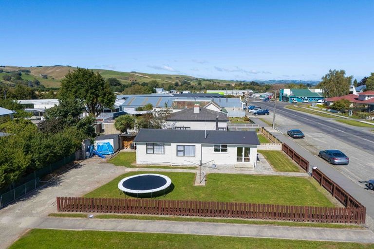 Photo of property in 19 Huron Street, East Gore, Gore, 9710