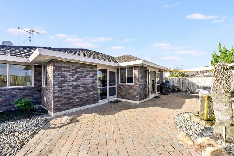 Photo of property in 33 Hastings Place, Hamilton Lake, Hamilton, 3204