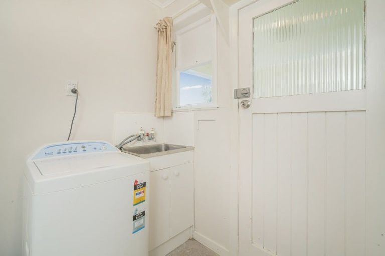 Photo of property in 8a Hannan Road, Whitianga, 3510