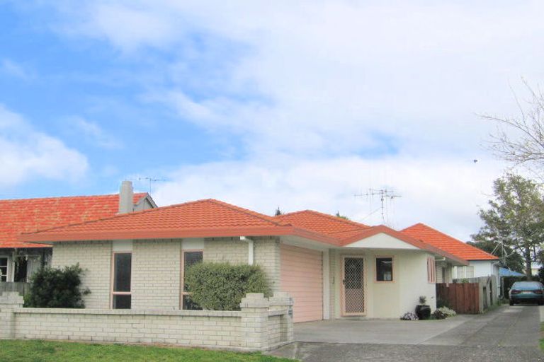 Photo of property in 10b Riverton Road, Mount Maunganui, 3116