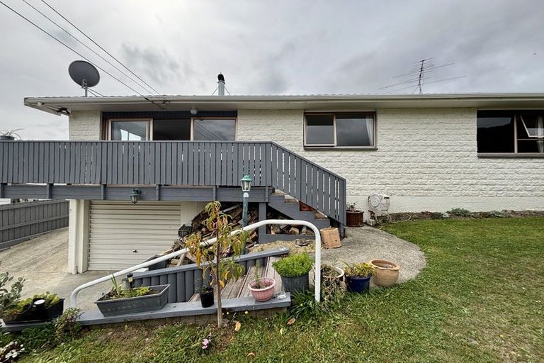 Photo of property in 2a Leicester Street, Picton, 7220