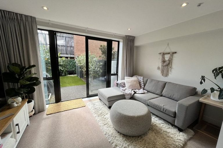 Photo of property in 2a Hastings Street, Hobsonville, Auckland, 0616