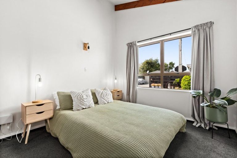 Photo of property in 1/50a Avenue Road, Greenmeadows, Napier, 4112