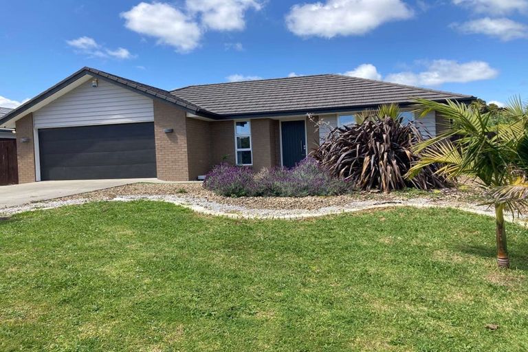 Photo of property in 8 Dornal Place, Pokeno, 2402