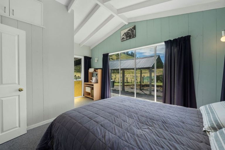 Photo of property in 302 Whangamata Road, Kinloch, Taupo, 3377