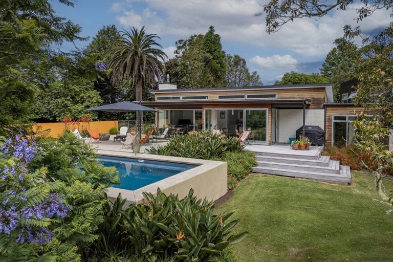 Photo of property in 14 Herbert Drive, Whangamata, 3620