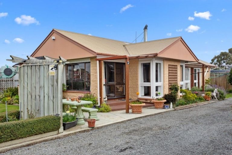 Photo of property in 198 Carters Road, Amberley, 7410