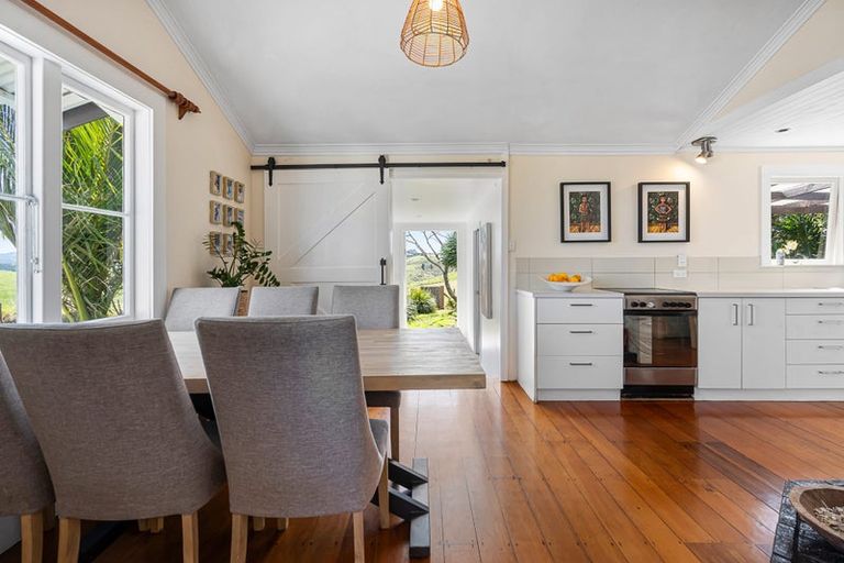 Photo of property in 407 Pataua Road South, Pataua South, Onerahi, 0192