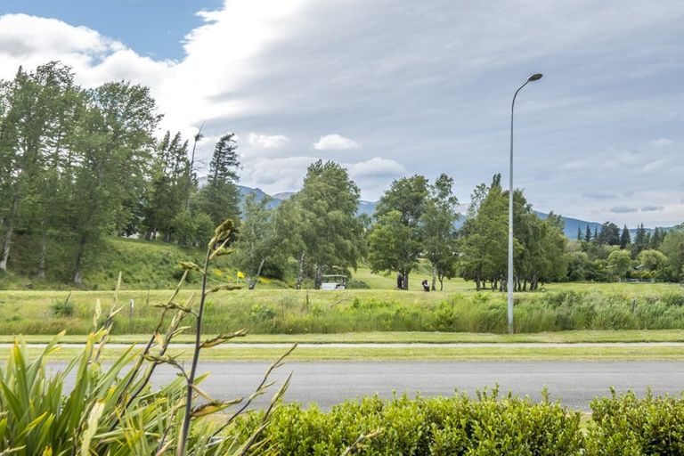 Photo of property in 2 Tennyson Close, Hanmer Springs, 7334