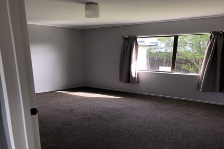 Photo of property in 1/86 Astley Avenue, New Lynn, Auckland, 0600