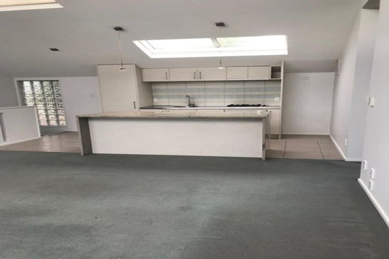 Photo of property in 30 Berry Street, St Albans, Christchurch, 8014