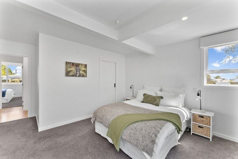 Photo of property in 6 Union Street, Merrilands, New Plymouth, 4312