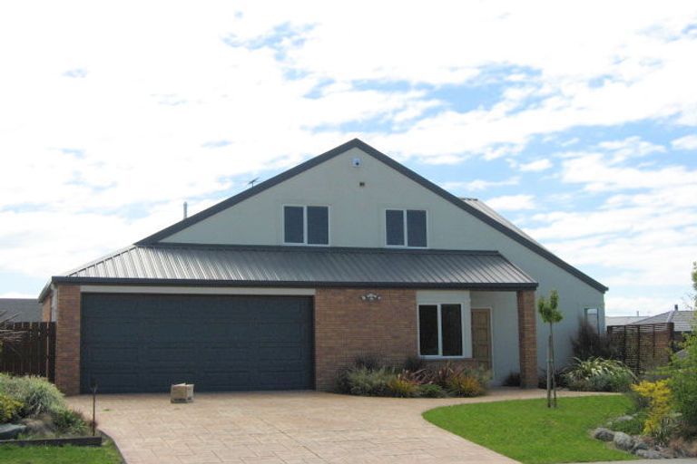 Photo of property in 10 Thomas Lane, Rangiora, 7400