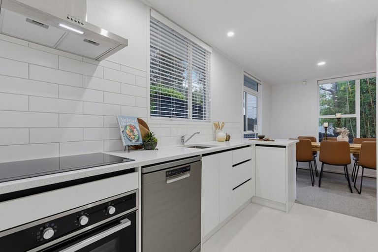 Photo of property in 420 Huia Road, Laingholm, Auckland, 0604