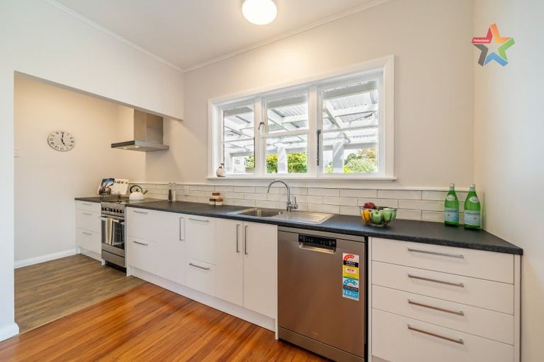 Photo of property in 30 Mitchell Street, Epuni, Lower Hutt, 5011
