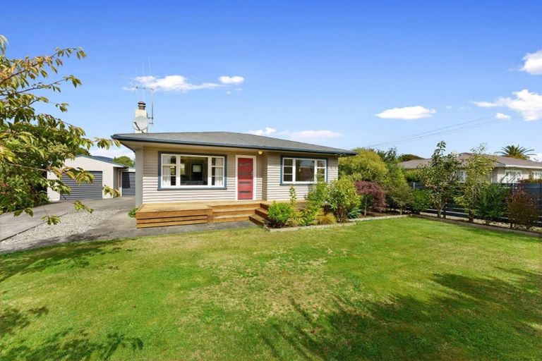 Photo of property in 16 Lemon Street, Otaki, 5512