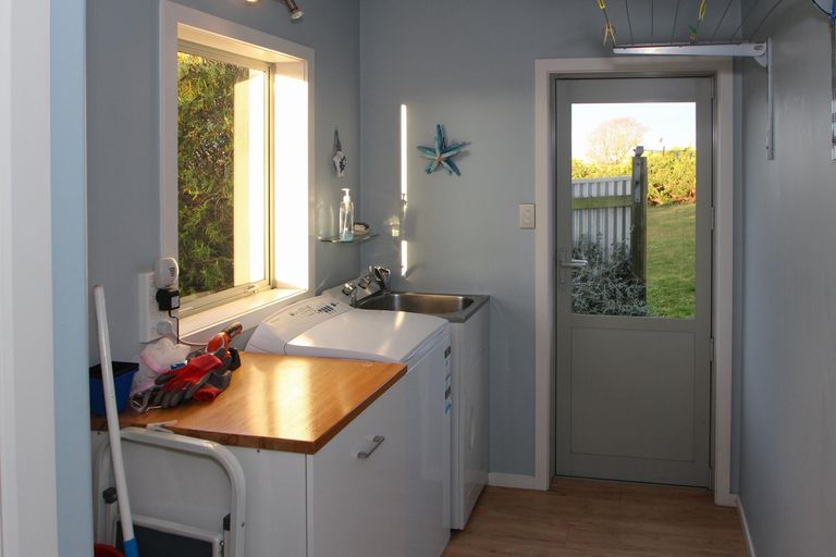 Photo of property in 8a Magdala Street, Kakanui, Oamaru, 9495