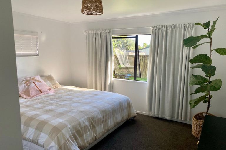 Photo of property in 4b Kimber Grove, Papamoa Beach, Papamoa, 3118