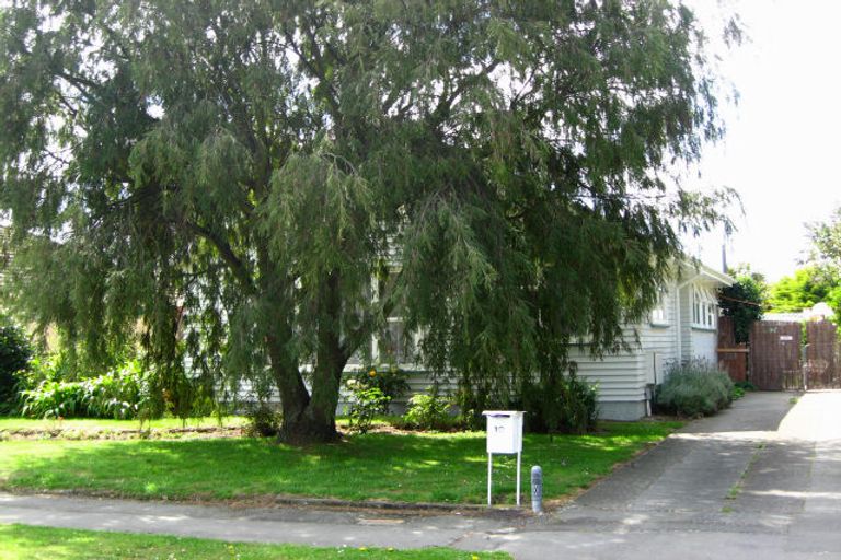 Photo of property in 10 Leicester Crescent, Hoon Hay, Christchurch, 8025