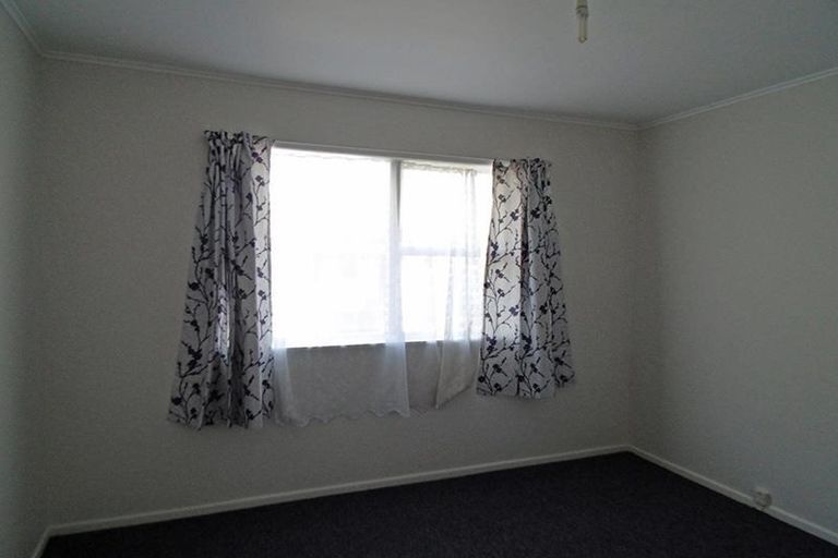 Photo of property in 65 Hobart Crescent, Wattle Downs, Auckland, 2103