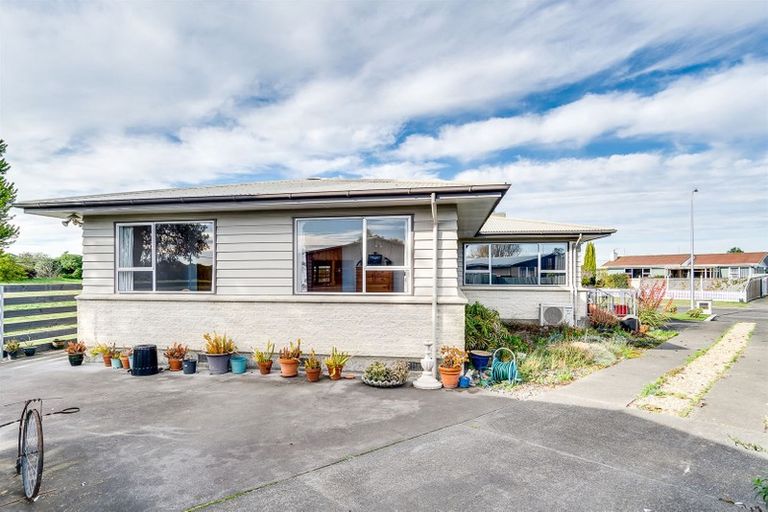 Photo of property in 140 Westminster Avenue, Tamatea, Napier, 4112