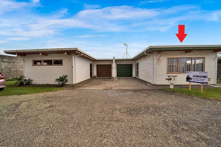 Photo of property in 32a Disraeli Street, Hawera, 4610