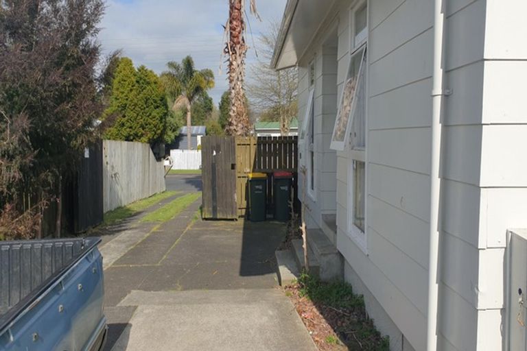 Photo of property in 70 Chichester Drive, Rosehill, Papakura, 2113