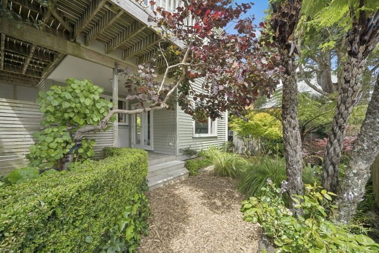 Photo of property in 80 Calcutta Street, Khandallah, Wellington, 6035