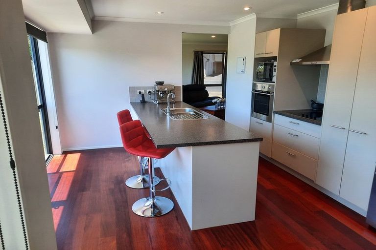 Photo of property in 16 Nautical Drive, Haruru, 0204