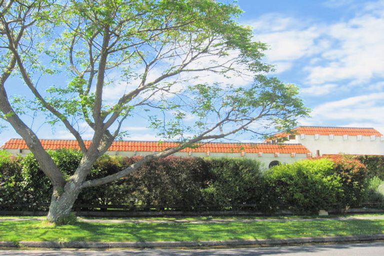 Photo of property in 48 Cook Street, Te Hapara, Gisborne, 4010