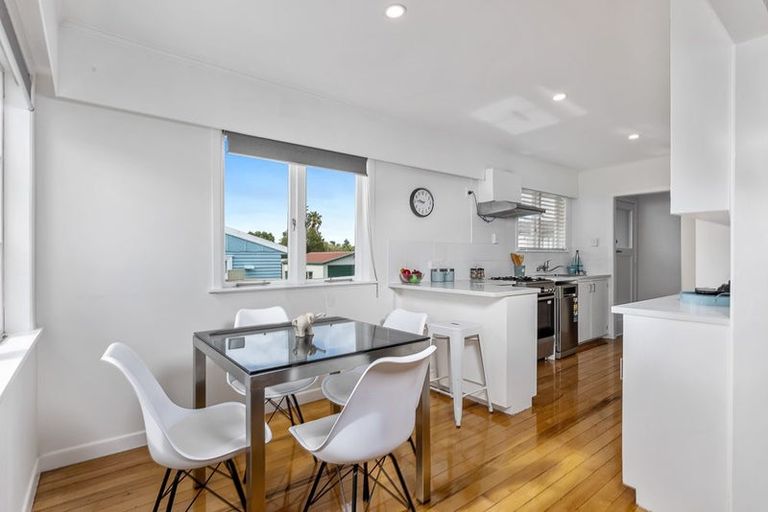 Photo of property in 630 Te Atatu Road, Te Atatu Peninsula, Auckland, 0610