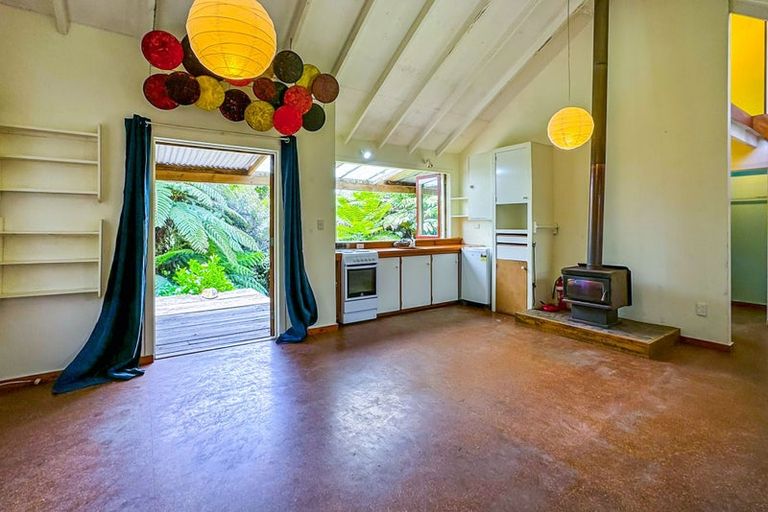 Photo of property in 994 Kennedy Bay Road, Kennedy Bay, Coromandel, 3583