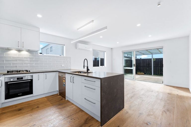 Photo of property in 19 Tidal View Road, Karaka, Papakura, 2113