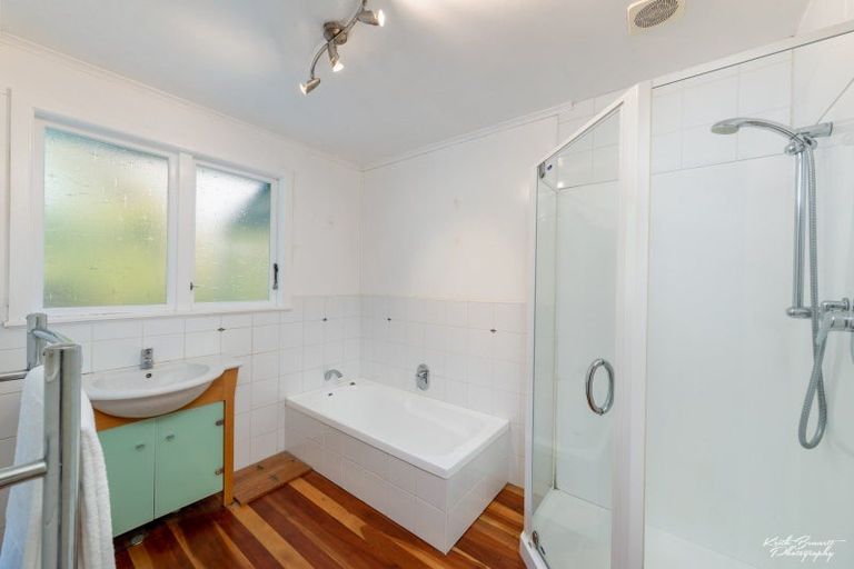 Photo of property in 10a Birch Grove, Pinehaven, Upper Hutt, 5019