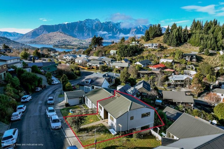 Photo of property in 6a Dart Place, Fernhill, Queenstown, 9300