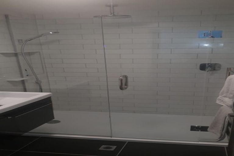 Photo of property in Frame Apartments, 903/111 Molesworth Street, Thorndon, Wellington, 6011