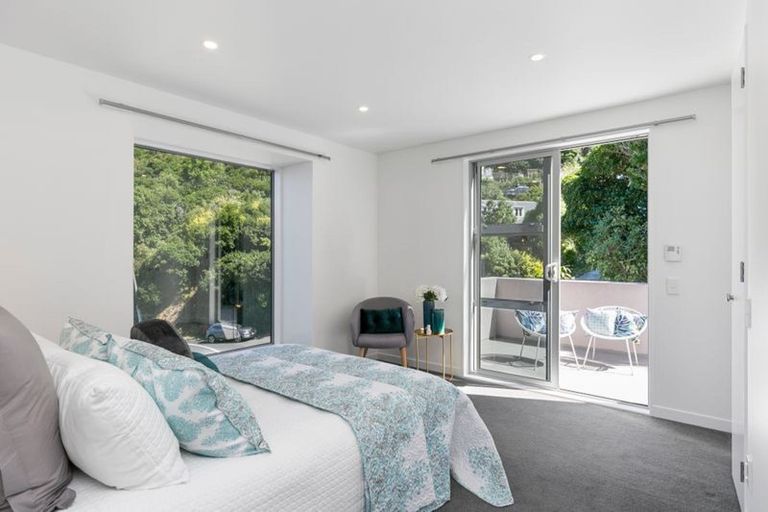 Photo of property in 45 Onslow Road, Khandallah, Wellington, 6035