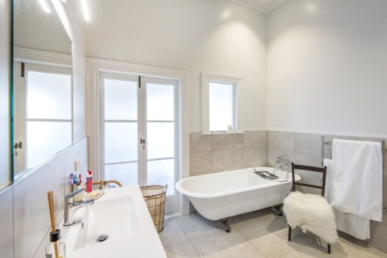 Photo of property in 22 Mays Street, Devonport, Auckland, 0624