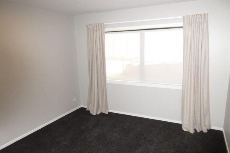 Photo of property in 4 Yorkshire Close, Whitby, Porirua, 5024