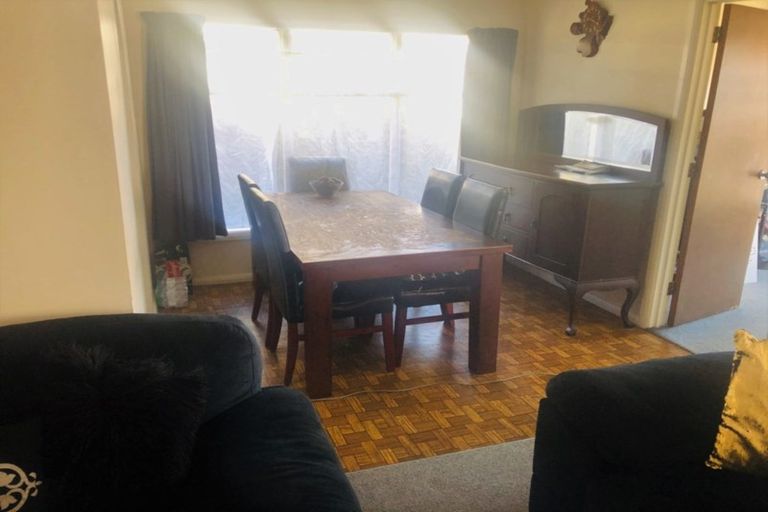 Photo of property in 42 Pollen Crescent, Melville, Hamilton, 3206