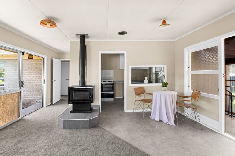 Photo of property in 19 Mangarau Crescent, Havelock North, 4130