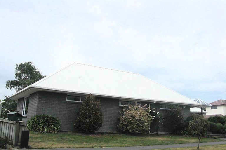 Photo of property in 32 Saint Pauls Place, Burwood, Christchurch, 8083